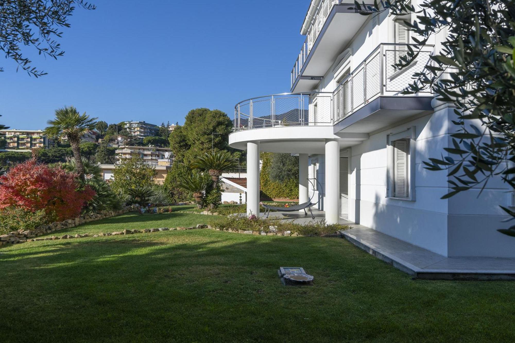 La Lincolnia - With Garden And Seaview - Happy Rentals Sanremo Eksteriør billede